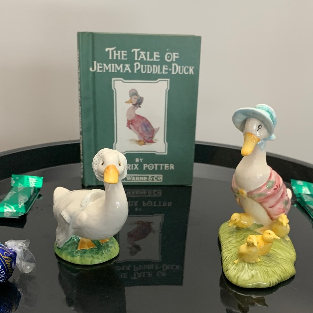 Royal Doulton's Beatrix Potter Rebeccah & Jemima Puddle-Duck & Ducklings & Book